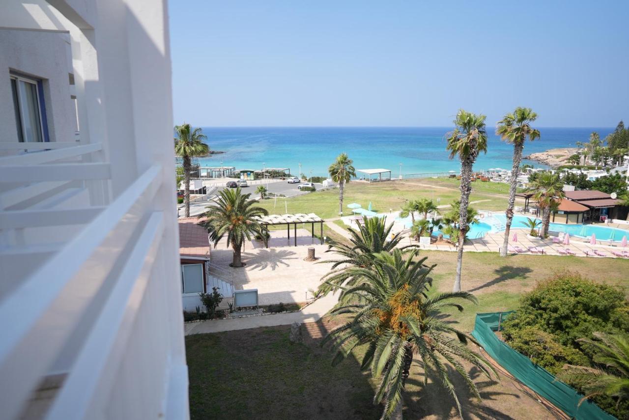 Astreas Beach Hotel Apartments Protaras Esterno foto